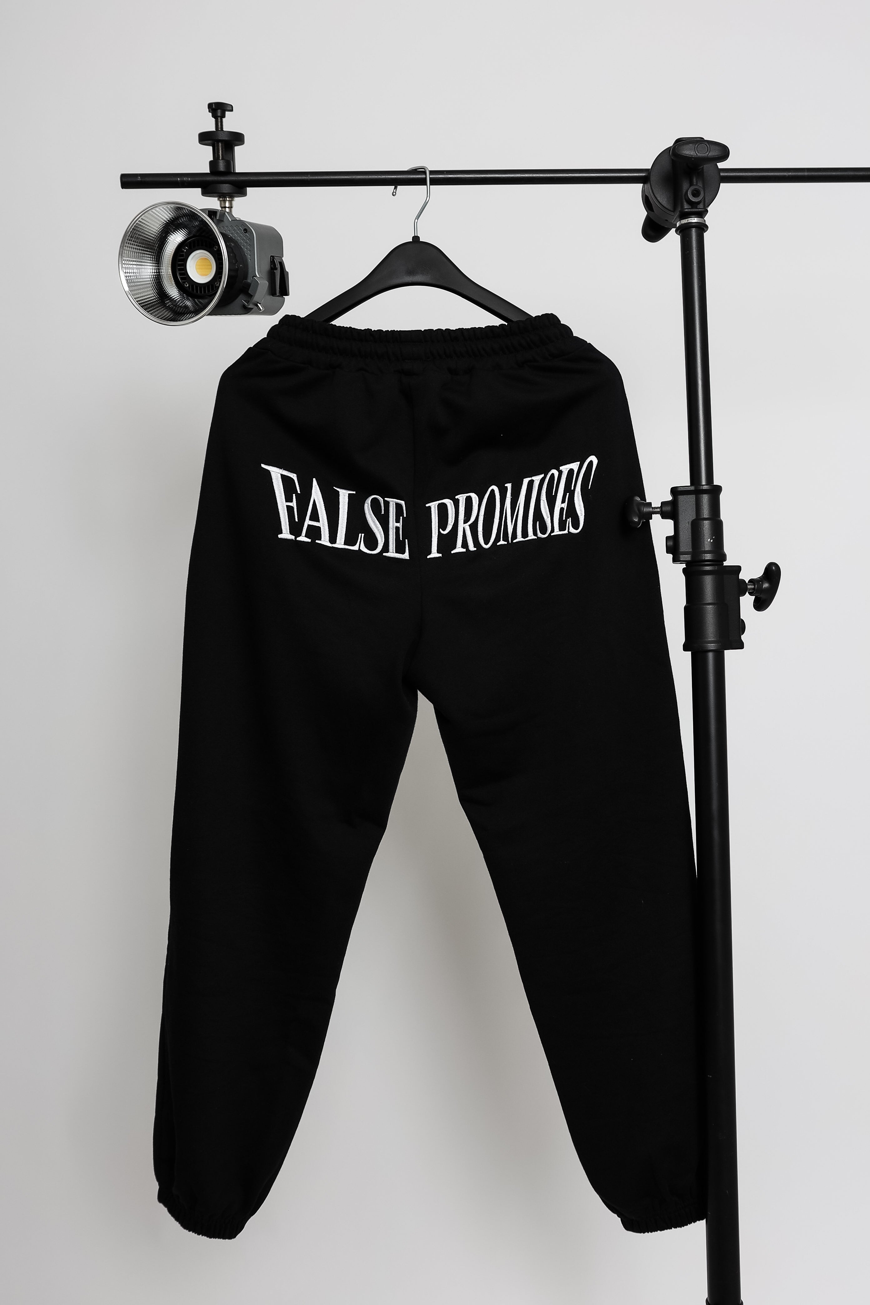 BLACK CXFFED SWEATS